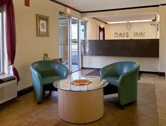 Days Inn By Wyndham Moss Point Pascagoula Dış mekan fotoğraf